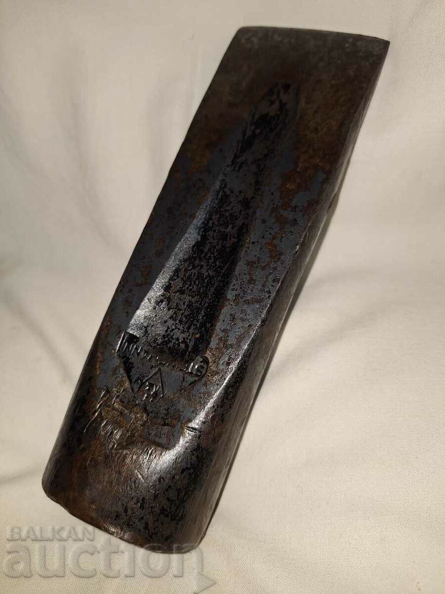 Delivery of Old wedge tool blade--Steinemann Delivery of Old wedge tool blade--Steinemann