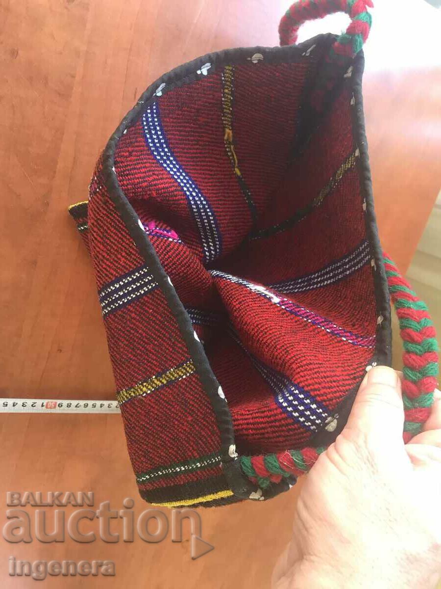 Auction HANDWOVEN ETHNIC WOOL BAG Auction HANDWOVEN ETHNIC WOOL BAG