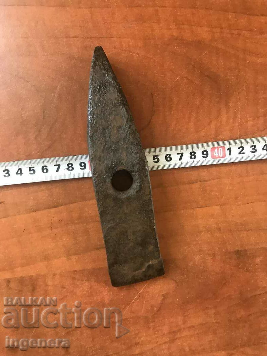 HAMMER BLADE QUITE OLD FORGED TOOL- 850 GR. with price 14.00 BGN | € 7.16