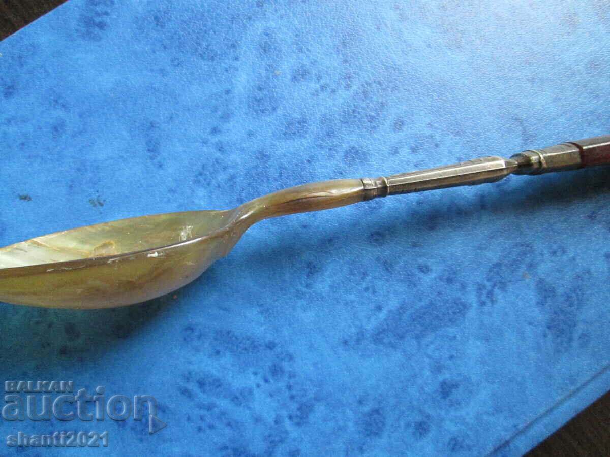 A very old horn spoon - 6