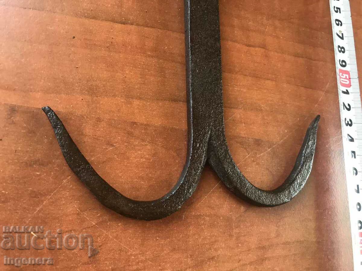 DRAWING PLUG DOUBLE RAIL HOOK HOOKS PLUG OLD TOOL with price 32.00 BGN | € 16.36 DRAWING PLUG DOUBLE RAIL HOOK HOOKS PLUG OLD TOOL with price 32.00 BGN | € 16.36