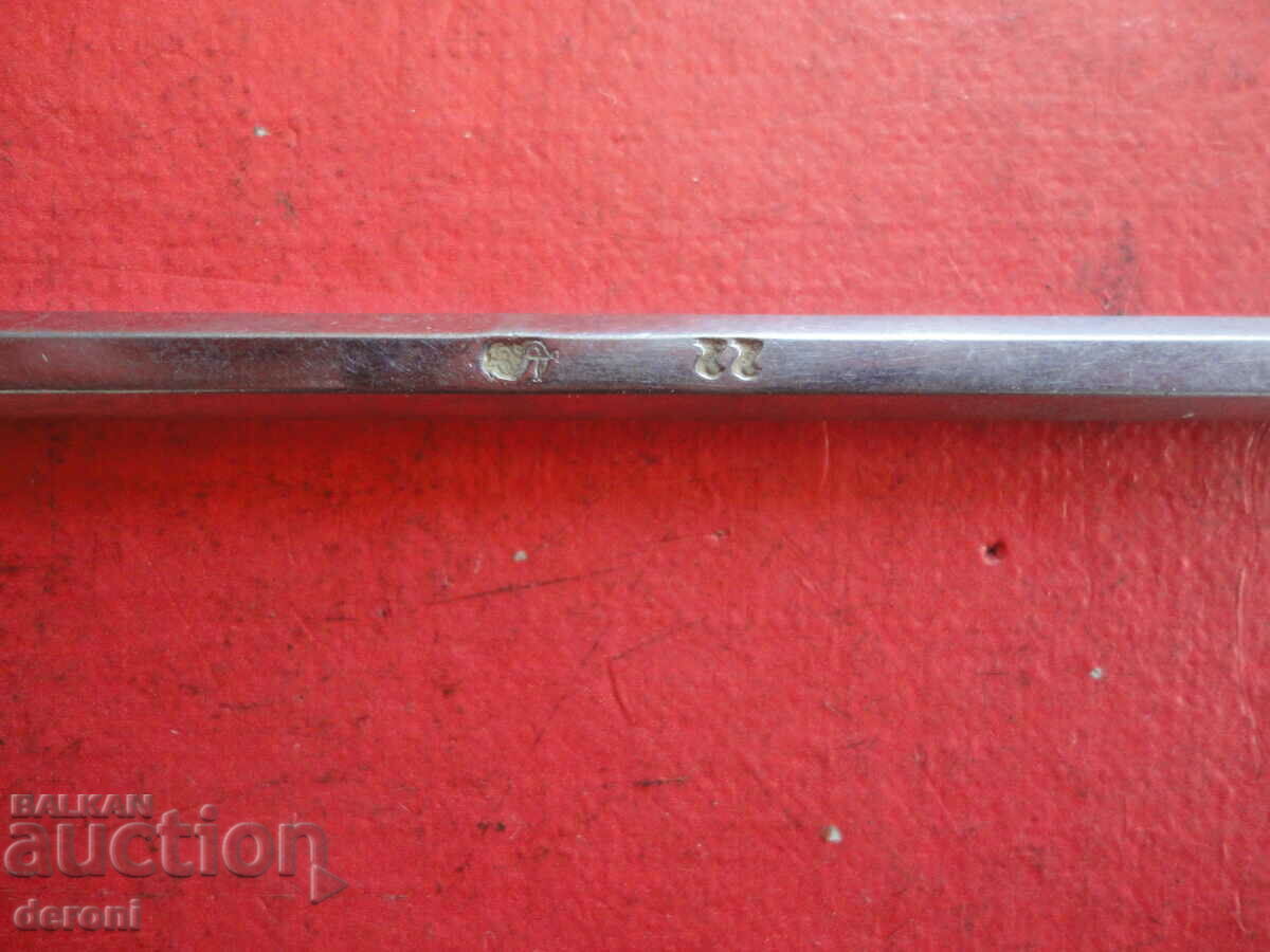 German medical dental instrument Aesculap 2 with price 10.00 BGN | € 5.11 German medical dental instrument Aesculap 2 with price 10.00 BGN | € 5.11