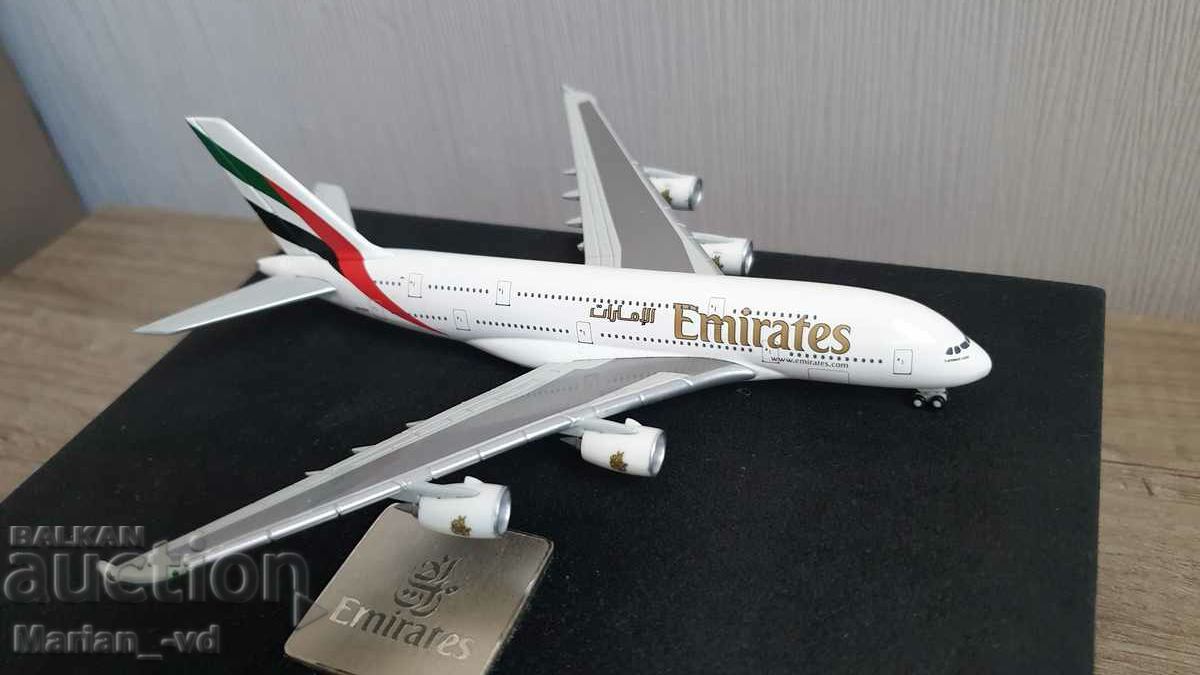Airbus A380 model aircraft - 5 Airbus A380 model aircraft - 5