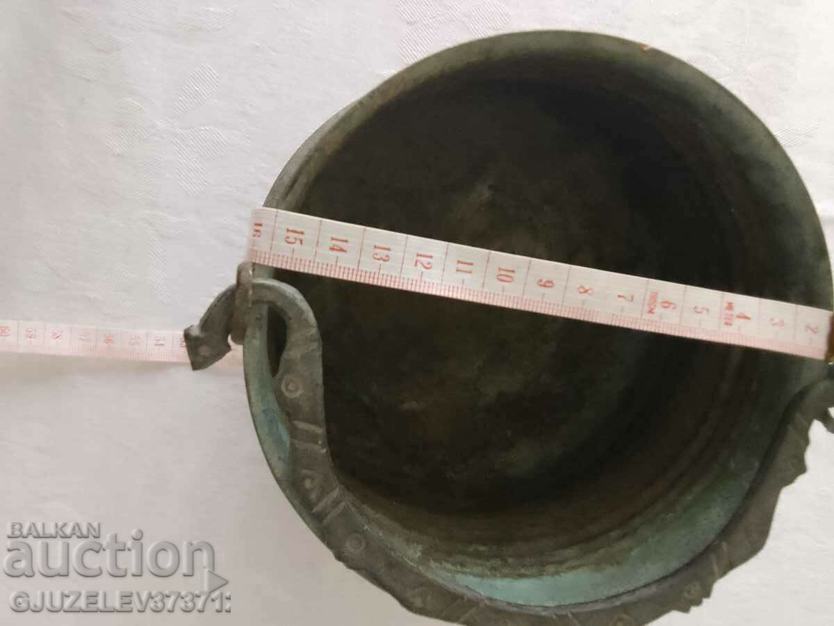 Collectible Renaissance Bear Cauldron - 6 Collectible Renaissance Bear Cauldron - 6