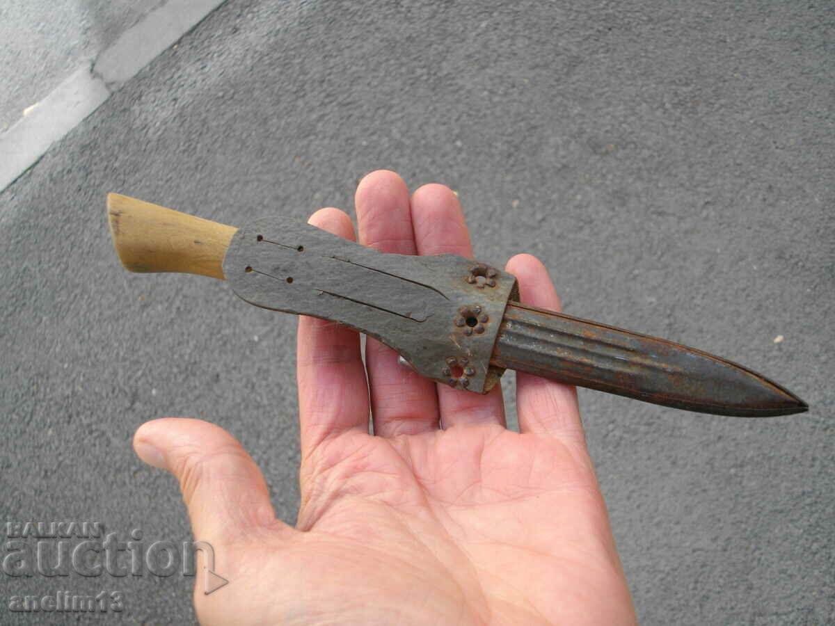 OLD BULGARIAN KNIFE KNIFE WITH KANIA - 6 OLD BULGARIAN KNIFE KNIFE WITH KANIA - 6