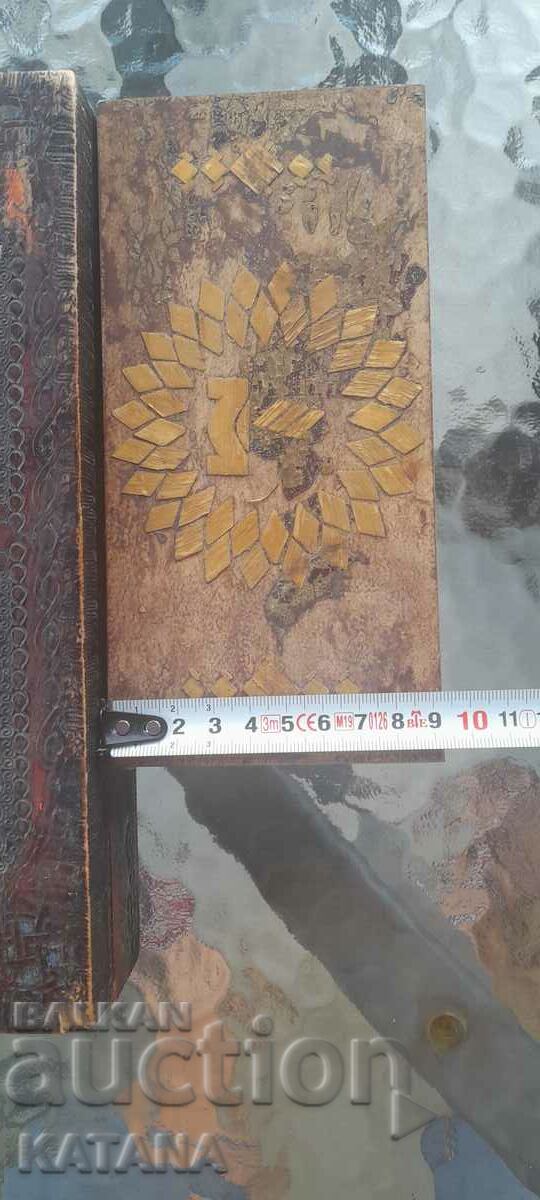 Auction Wooden box from soca 2 pieces Auction Wooden box from soca 2 pieces