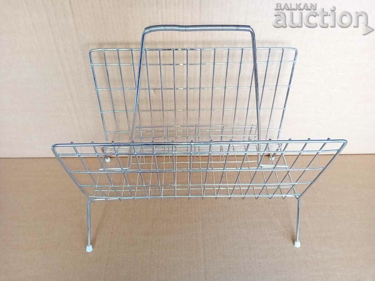 Δημοπρασία ρετρό vintage ράφι εφημερίδων και περιοδικών 70s χρώμιο Δημοπρασία ρετρό vintage ράφι εφημερίδων και περιοδικών 70s χρώμιο