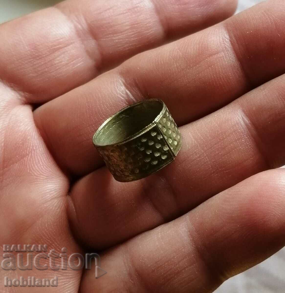 Auction Thimble - tailors Auction Thimble - tailors