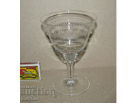 Old glass wine glass 14cm finely engraved, excellent