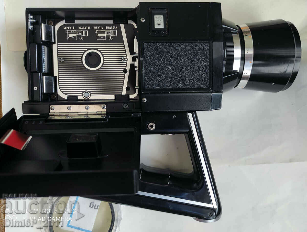 Revue S8 Sound Deluxe Super 8mm Retro Camera - 5