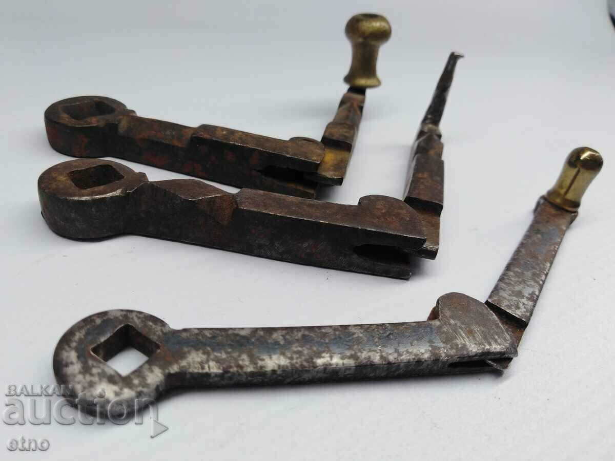 Δημοπρασία 3 ΠΑΛΙΕΣ ΛΑΒΕΣ ΓΙΑ ΟΘΩΜΑΝΙΚΕΣ ΚΑΦΕΦΗΤΕΣ, χερούλι, πόρτα Δημοπρασία 3 ΠΑΛΙΕΣ ΛΑΒΕΣ ΓΙΑ ΟΘΩΜΑΝΙΚΕΣ ΚΑΦΕΦΗΤΕΣ, χερούλι, πόρτα