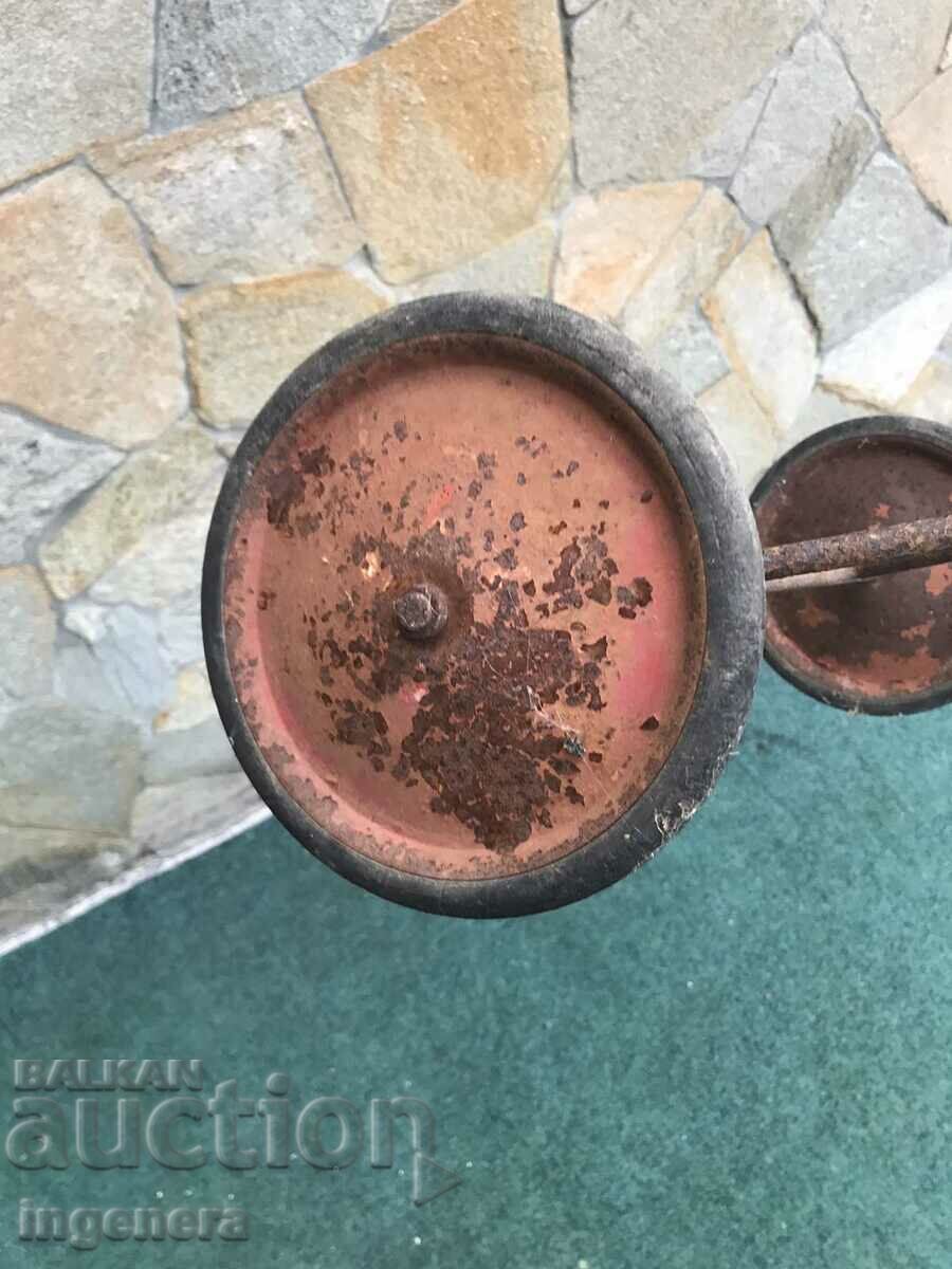 Delivery of CHILDREN'S RETRO BIKE FOR COLLECTION Delivery of CHILDREN'S RETRO BIKE FOR COLLECTION