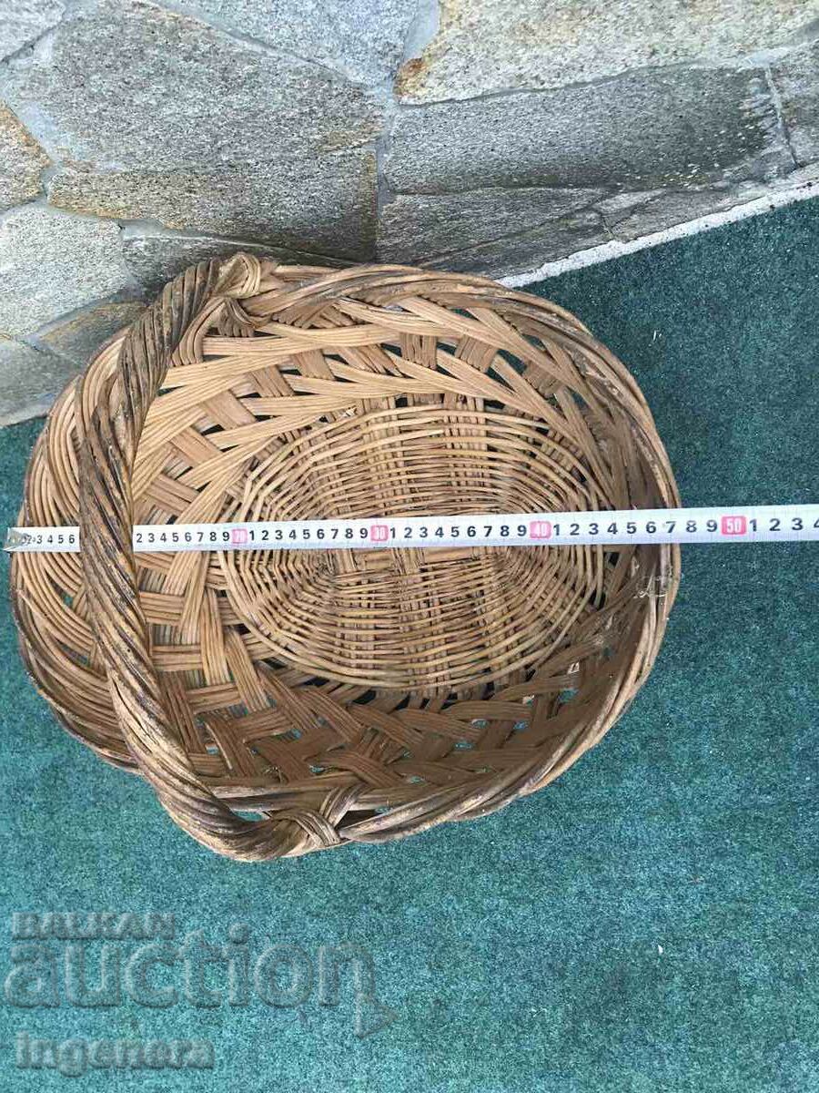 Delivery of BASKET WICKED BASKET ANTIQUE Delivery of BASKET WICKED BASKET ANTIQUE