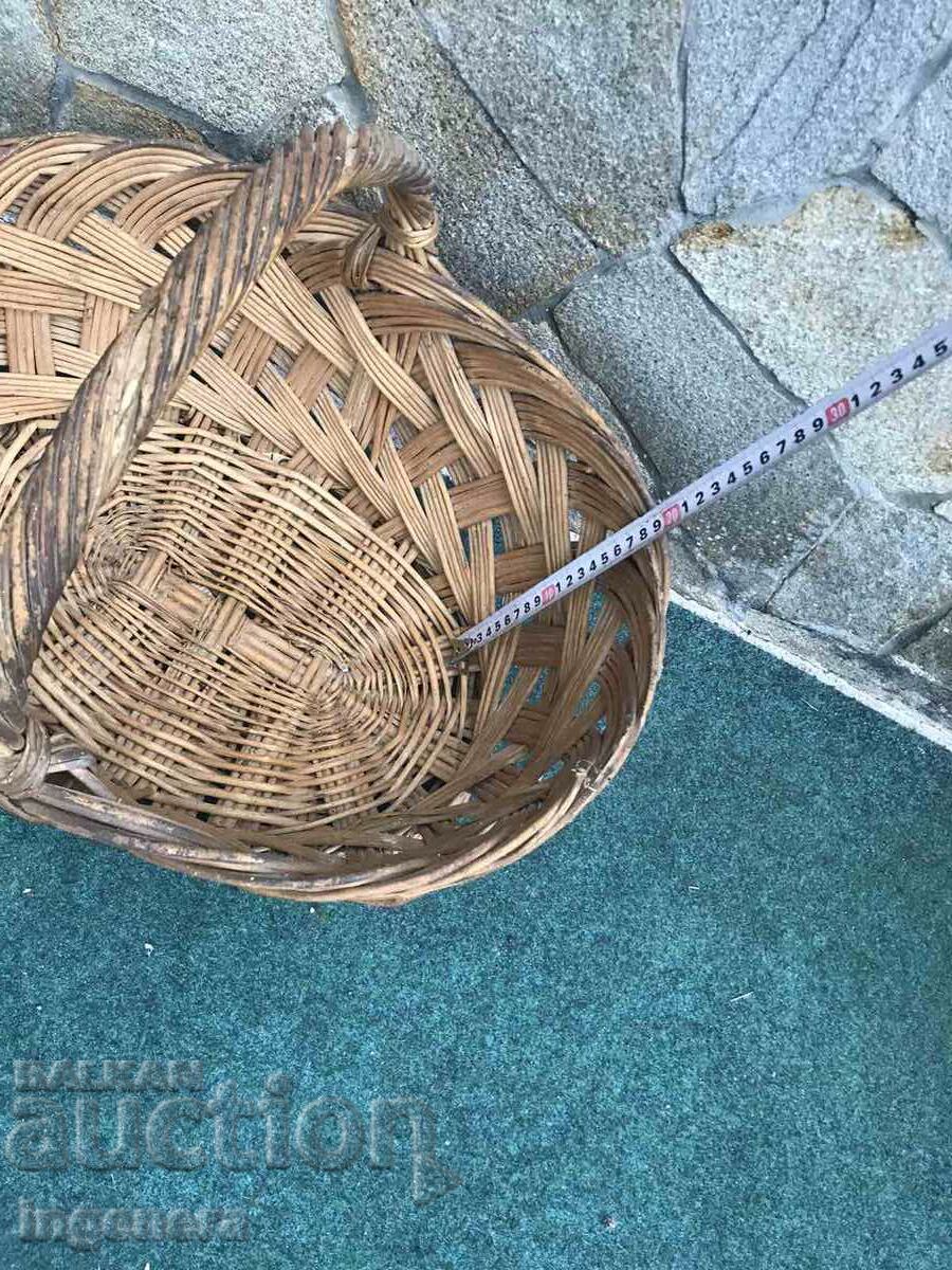 BASKET WICKED BASKET ANTIQUE - 5 BASKET WICKED BASKET ANTIQUE - 5