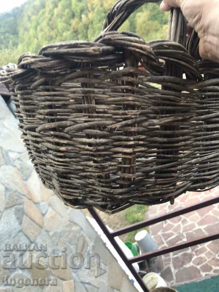 Delivery of BASKET WICKED BASKET ANTIQUE Delivery of BASKET WICKED BASKET ANTIQUE