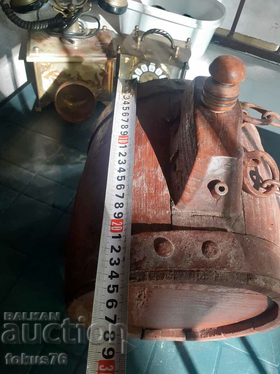 Old water barrel barrel barrel barrel primitive with stand - 7 Old water barrel barrel barrel barrel primitive with stand - 7