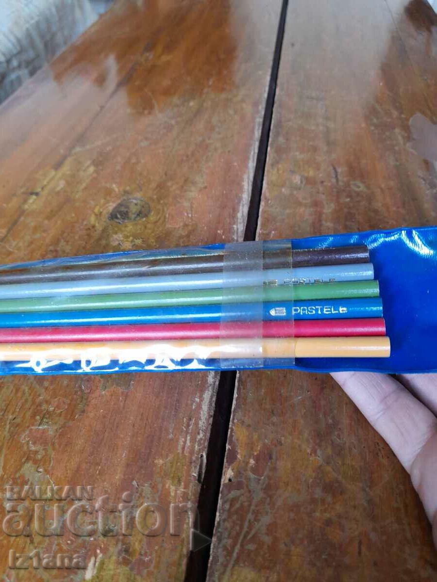 Old Pastele colored pencils with price 22.00 BGN | € 11.25 Old Pastele colored pencils with price 22.00 BGN | € 11.25