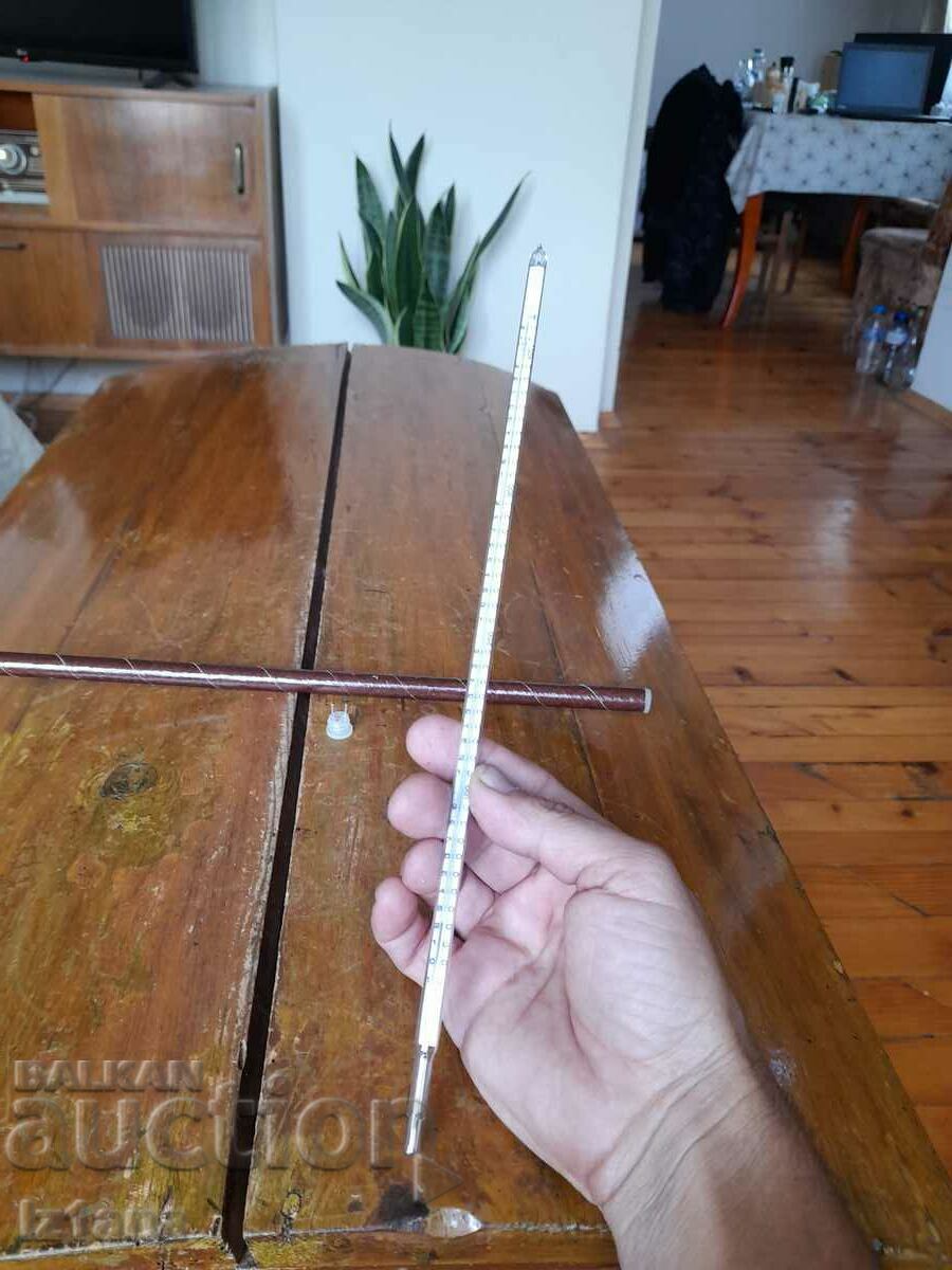 Old thermometer with price 65.00 BGN | € 33.23