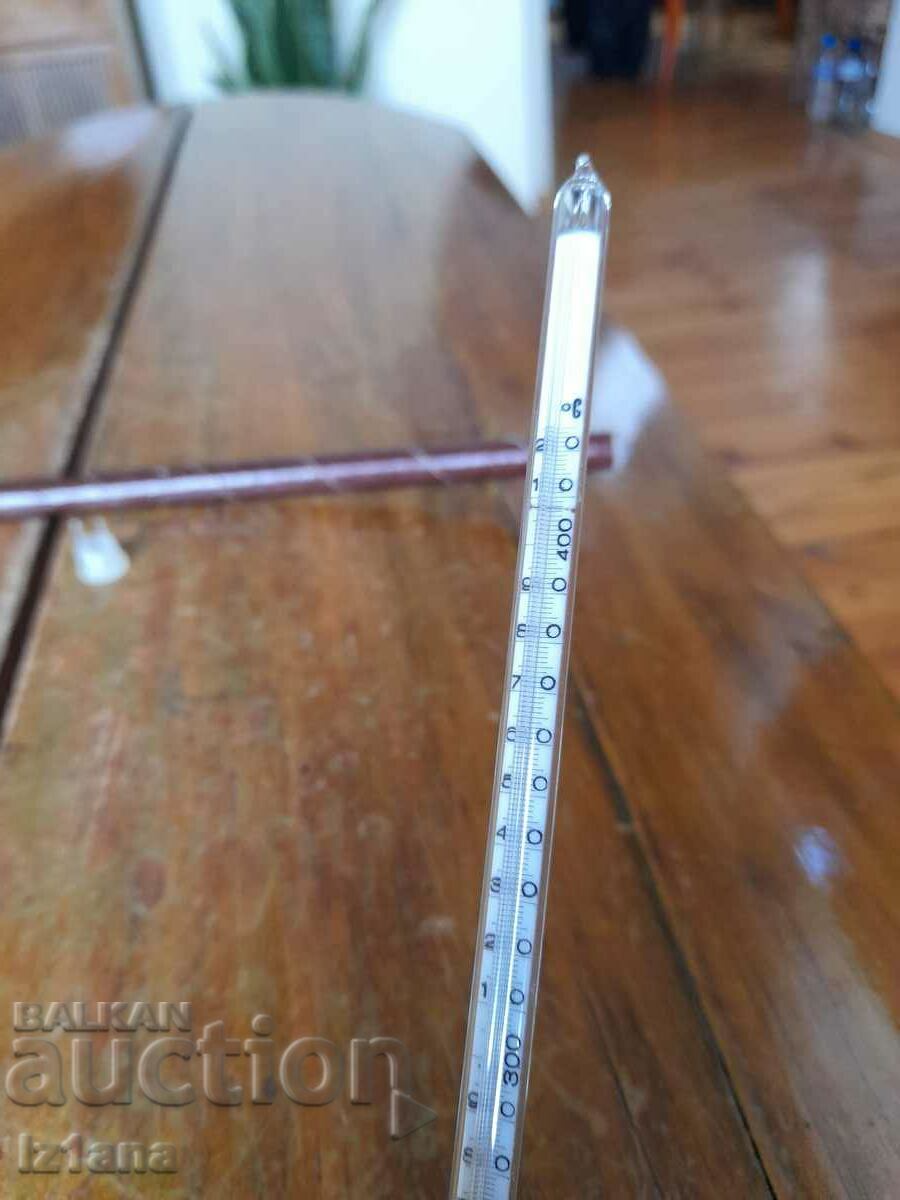 Delivery of Old thermometer