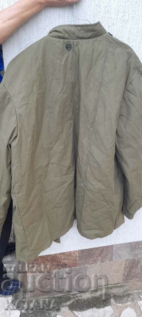 Licitație Jachetă militară Licitație Jachetă militară