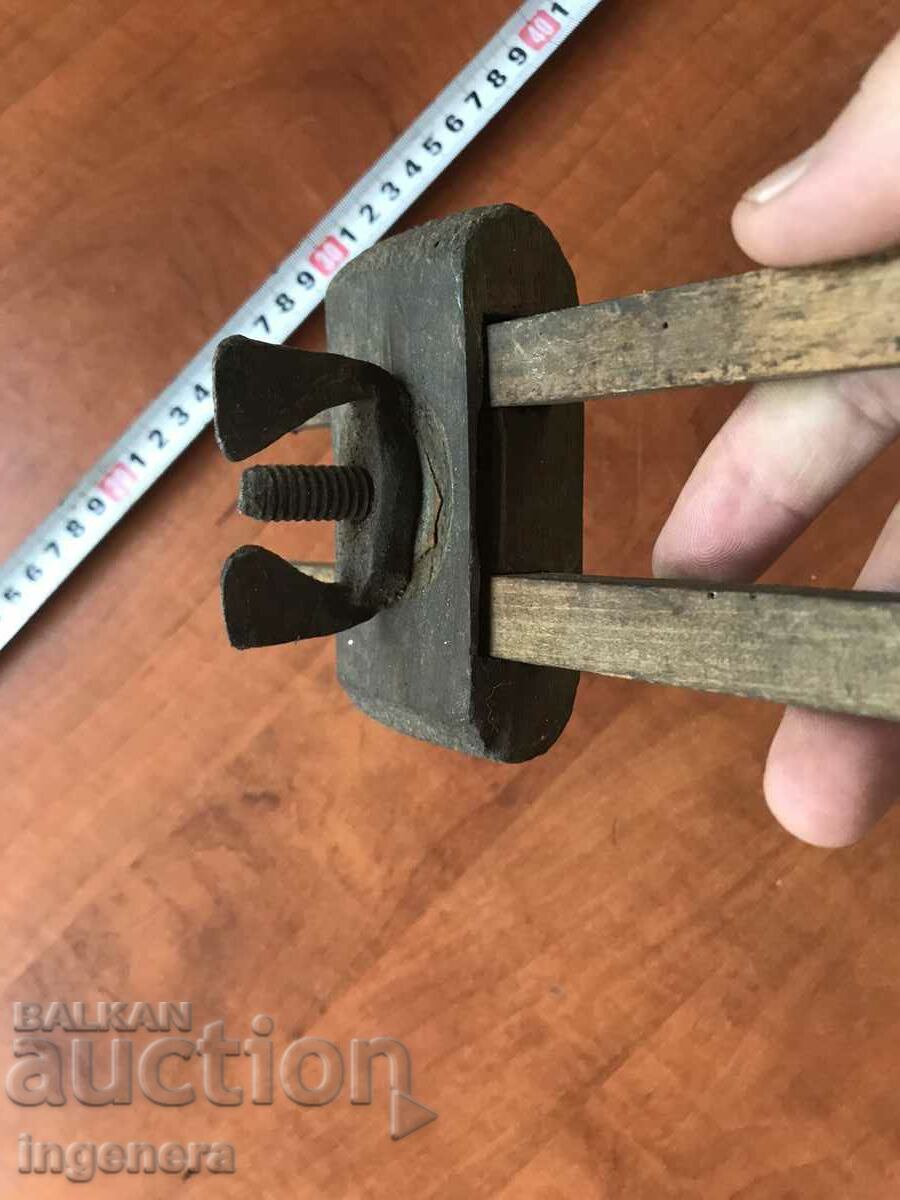 Auction DRAWING CARPENTRY TOOL TOOL Auction DRAWING CARPENTRY TOOL TOOL