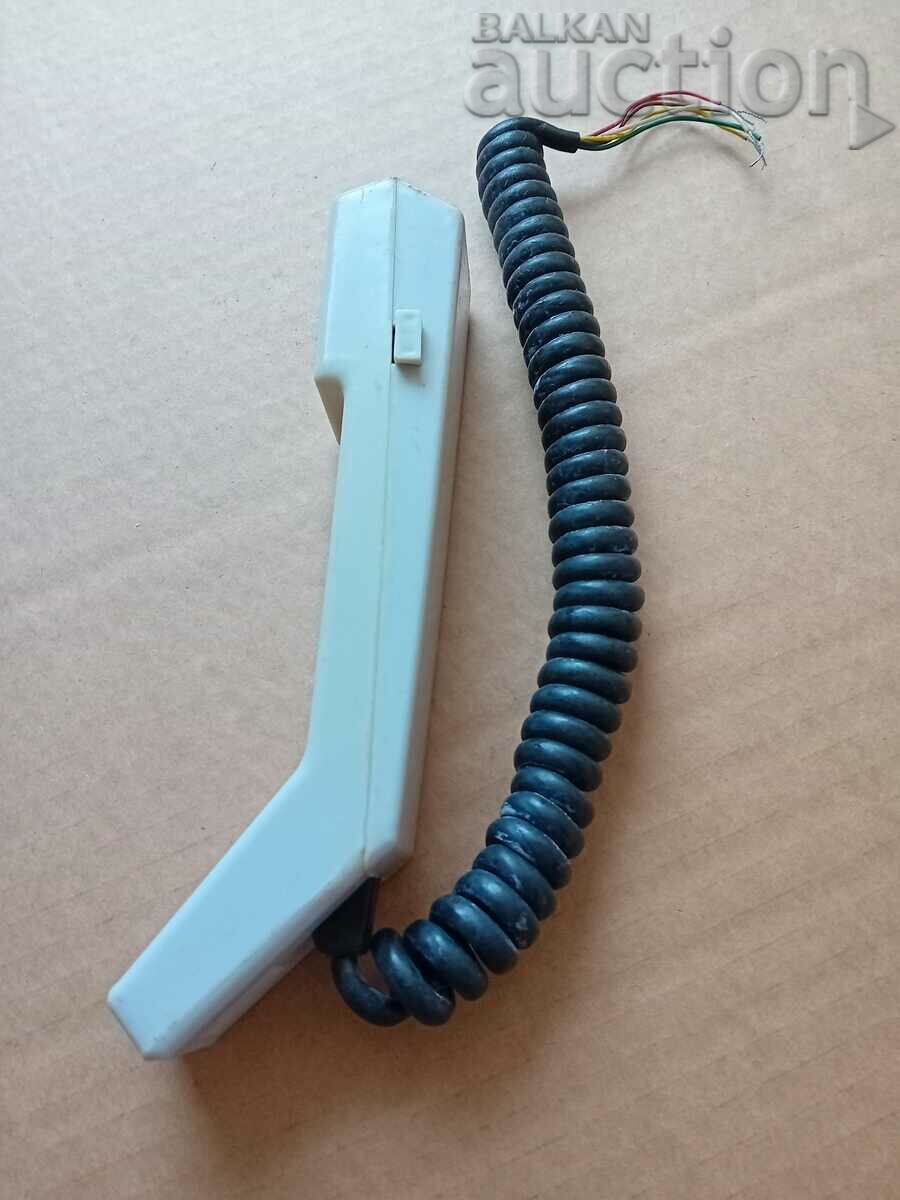 Ακουστικό σωλήνα με μικρόφωνο και κουμπί από τον ραδιοφωνικό σταθμό του Υπουργείου Εσωτερικών της δεκαετίας του '70 - 5 Ακουστικό σωλήνα με μικρόφωνο και κουμπί από τον ραδιοφωνικό σταθμό του Υπουργείου Εσωτερικών της δεκαετίας του '70 - 5