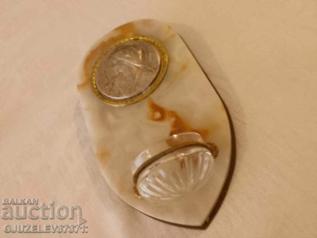 Delivery of Small Vintage French Holy Water Marble Font Retro K