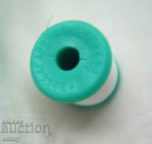 Delivery of Old Sotsa machine threads - 12 in a box, white Delivery of Old Sotsa machine threads - 12 in a box, white