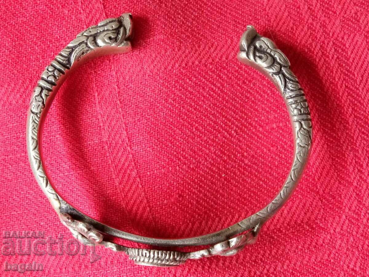 Unique tibetan bracelet, sachan.