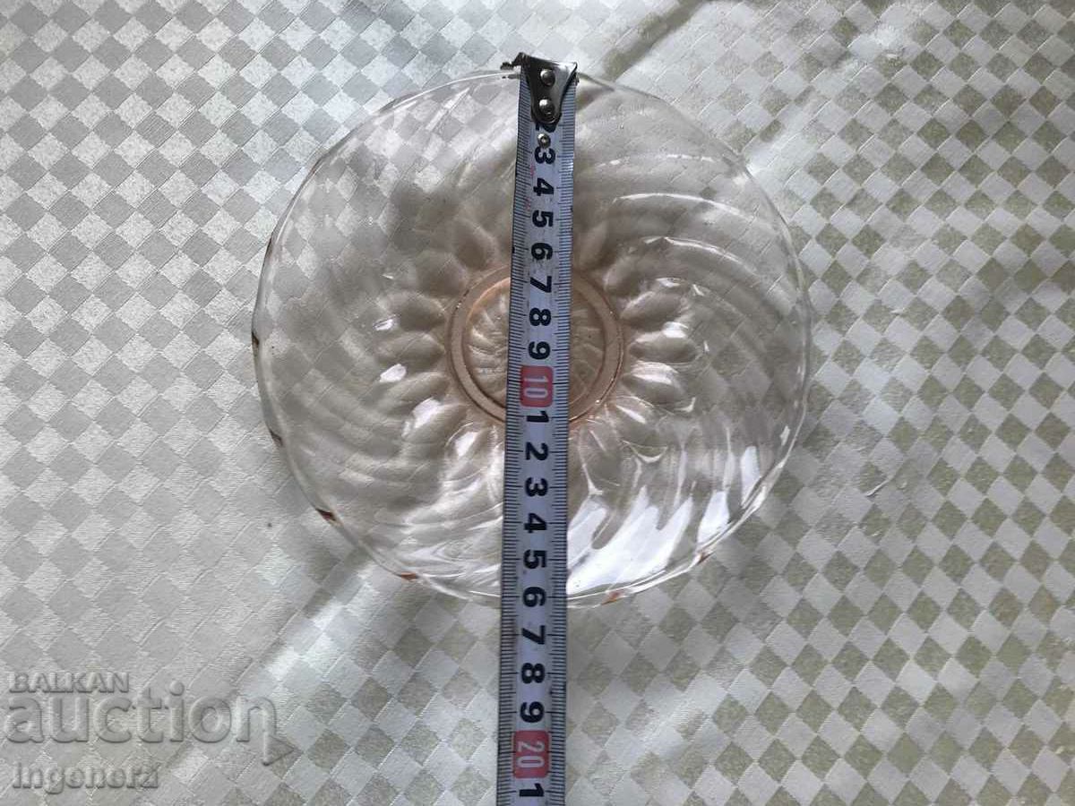 Auction PLATE GLASS RELIEF COLOR THICK FROM SOCA Auction PLATE GLASS RELIEF COLOR THICK FROM SOCA