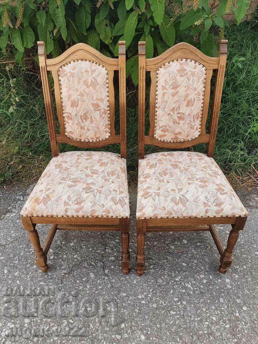 Beautiful vintage chairs array!!!