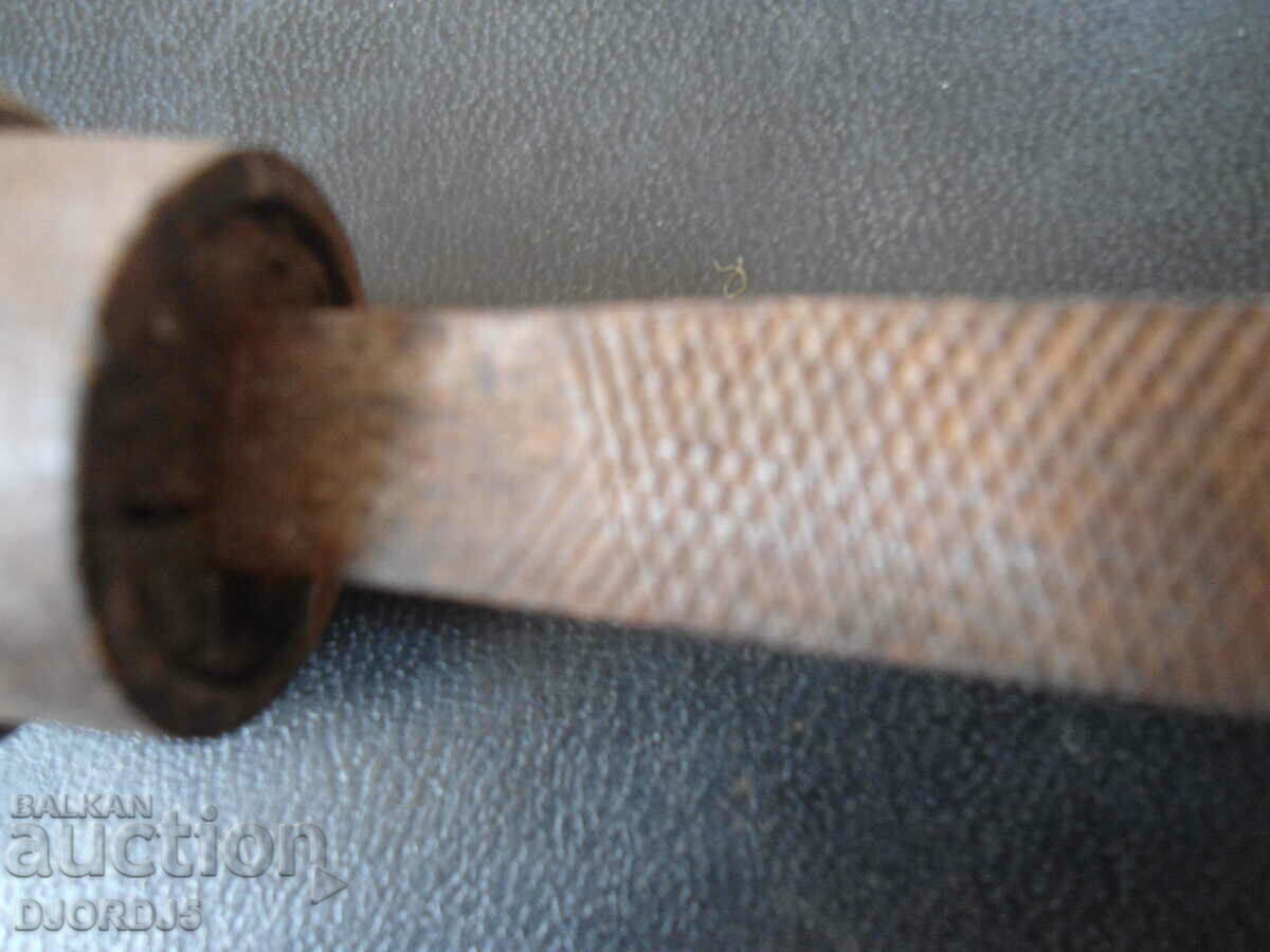 Old hacksaw with price 3.00 BGN | € 1.53