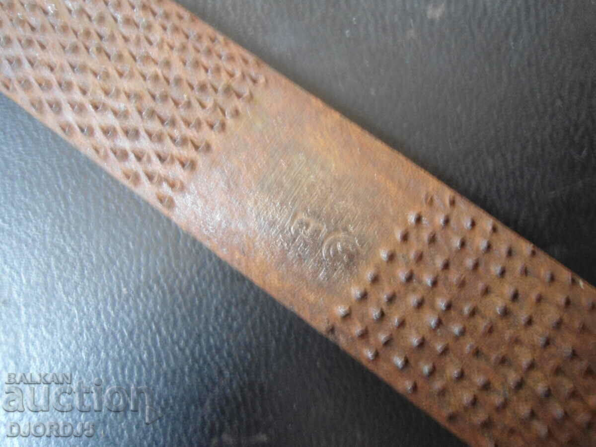 Old cobbler's file, marking with price 5.00 BGN | € 2.56 Old cobbler's file, marking with price 5.00 BGN | € 2.56