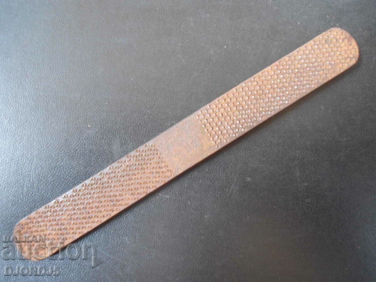 Auction Old cobbler's file, marking Auction Old cobbler's file, marking