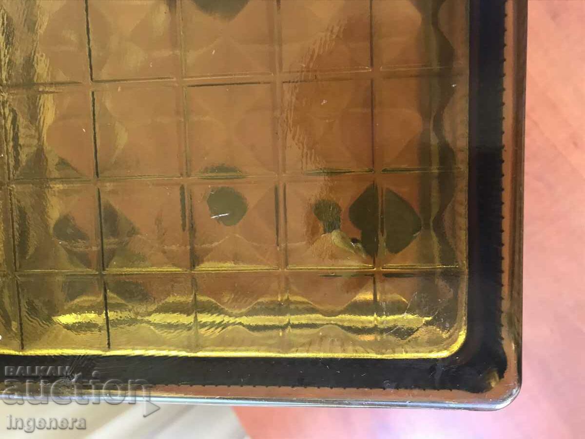 Delivery of GLASS PURSE WITH 5 COINS FROM 1974