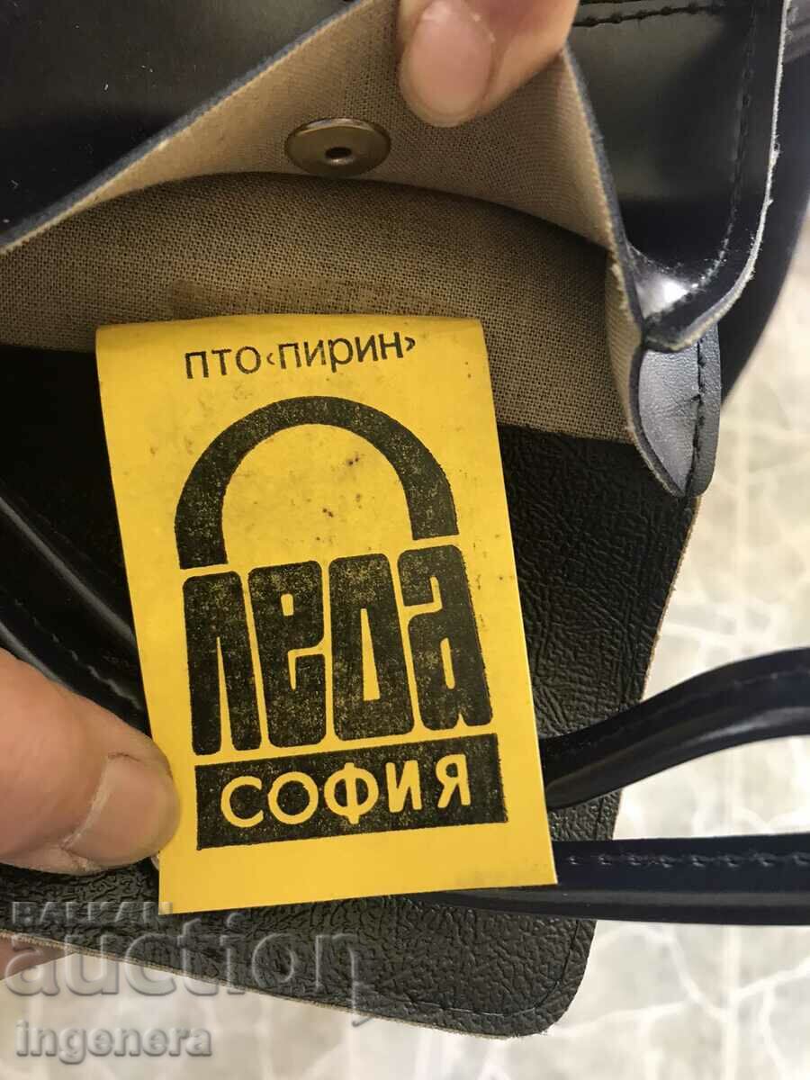 Delivery of SOCA MEN'S HANDBAG WITH LABEL NEW Delivery of SOCA MEN'S HANDBAG WITH LABEL NEW