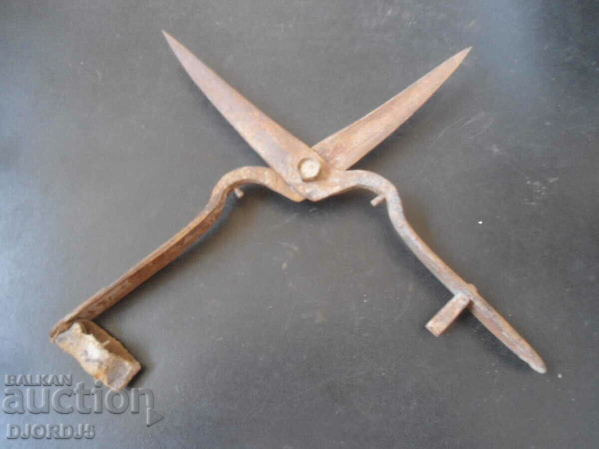 Old forged scissors with price 4.00 BGN | € 2.05 Old forged scissors with price 4.00 BGN | € 2.05