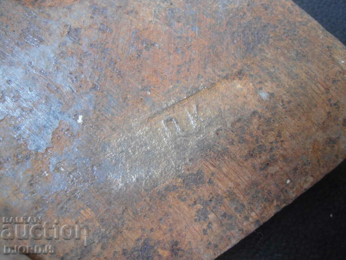 Delivery of Old Tesla, marking