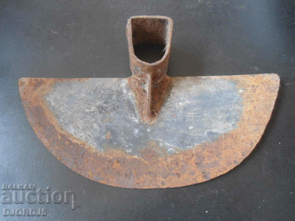 Old agricultural blade, hoe