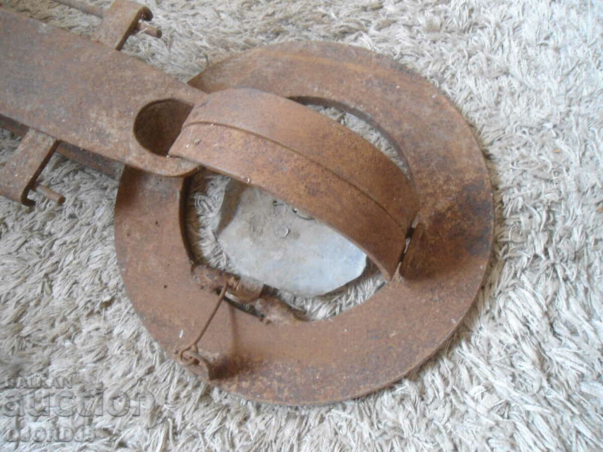 Delivery of Old collar, trap, 4,250 kg, working Delivery of Old collar, trap, 4,250 kg, working