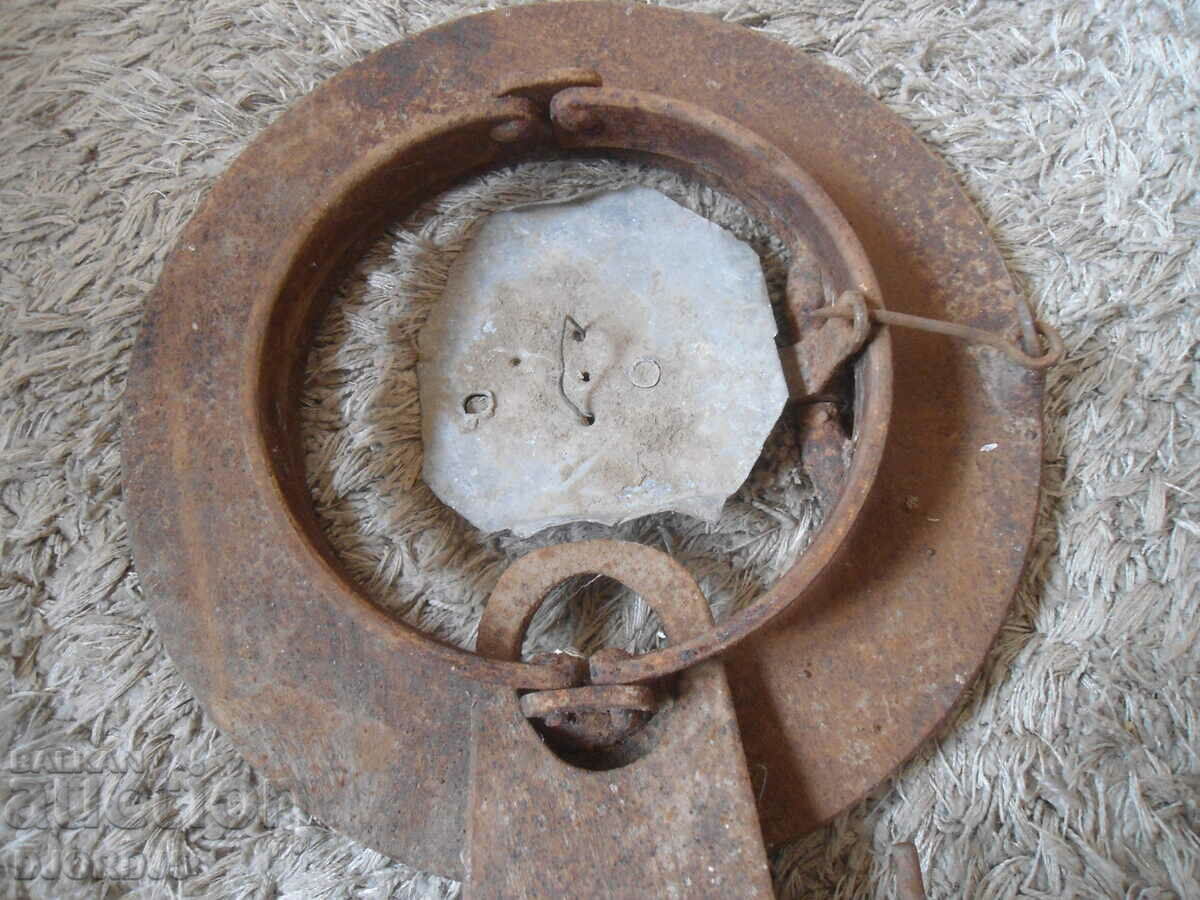 Old collar, trap, 4,250 kg, working - 5 Old collar, trap, 4,250 kg, working - 5