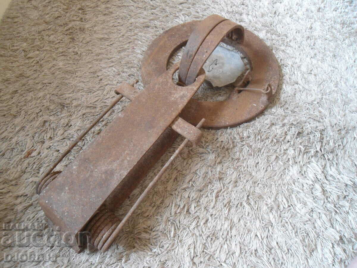 Old collar, trap, 4,250 kg, working - 7 Old collar, trap, 4,250 kg, working - 7