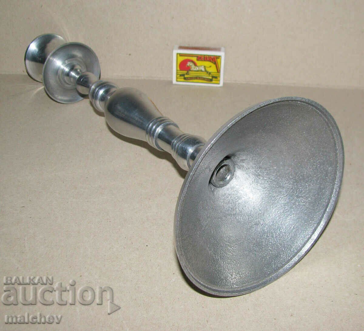 Delivery of Large metal old white metal candlestick 34 cm, excellent Delivery of Large metal old white metal candlestick 34 cm, excellent