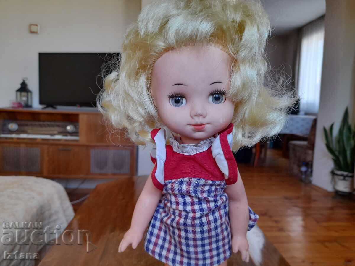 Παλιά κούκλα με τιμή 37.00 BGN | € 18.92
