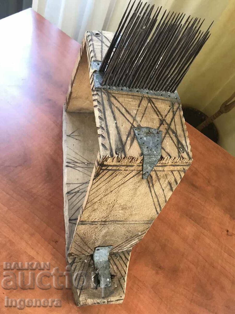 DARAC WOOL PICKER ANTIQUE WOOL PICKER - 5 DARAC WOOL PICKER ANTIQUE WOOL PICKER - 5