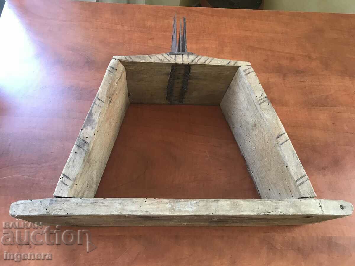 DARAC WOOL PICKER ANTIQUE WOOL PICKER - 5 DARAC WOOL PICKER ANTIQUE WOOL PICKER - 5