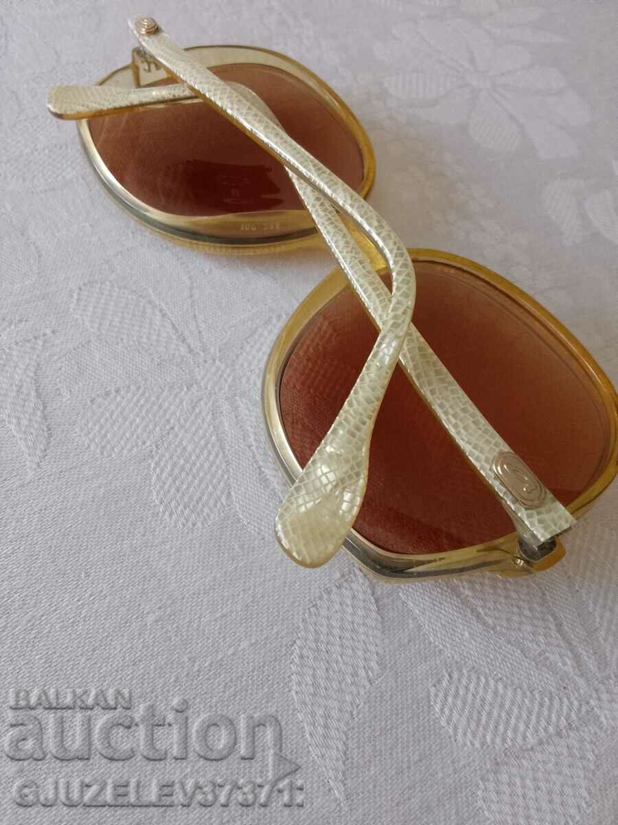 Auction Sunglasses.large lens. ex Auction Sunglasses.large lens. ex