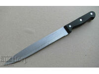 Kitchen knife stainless. stomach 32/2.7 cm plastic. handle preserved