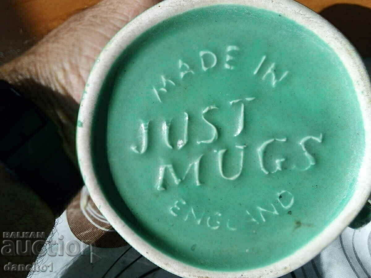 Доставка на 2 английски чаши мъг