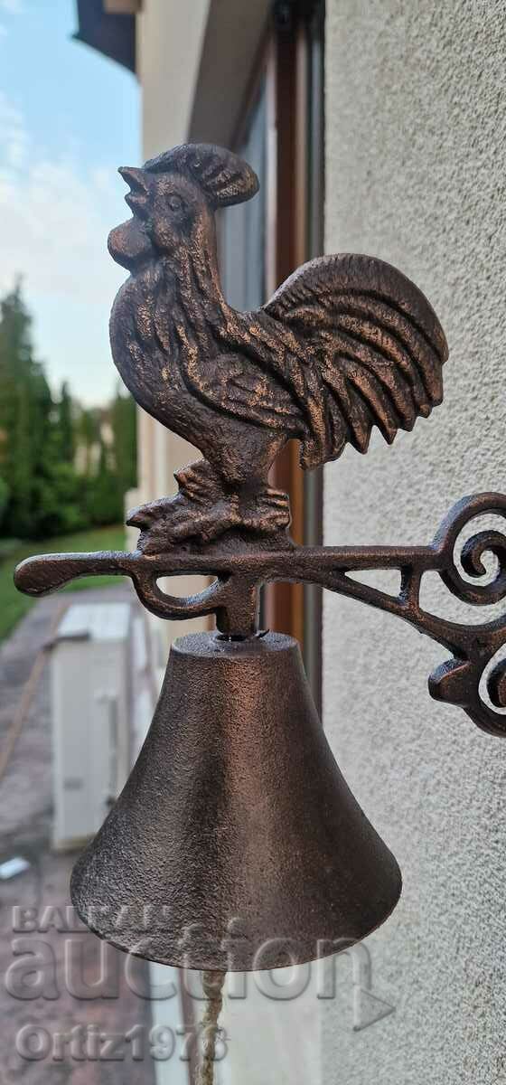 Cast iron bell with rooster. - 6 Cast iron bell with rooster. - 6